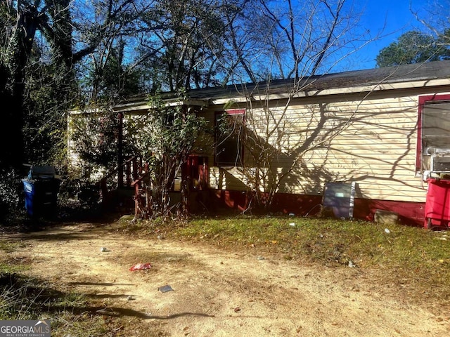 view of home's exterior