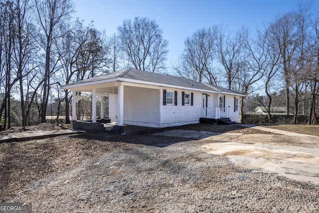 view of front of property