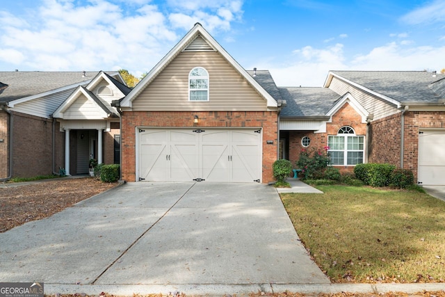 front facade with a front yard