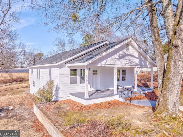 view of front of house with covered porch