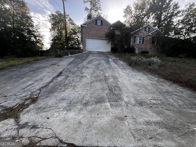 view of front facade featuring a garage