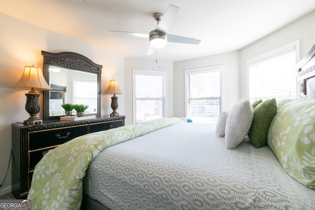 bedroom featuring ceiling fan