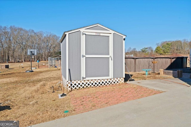 view of outdoor structure with a yard