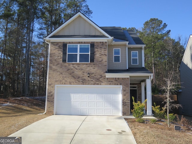 view of front facade with a garage