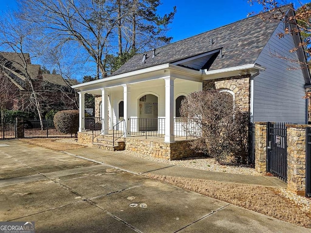 view of front of property with a porch