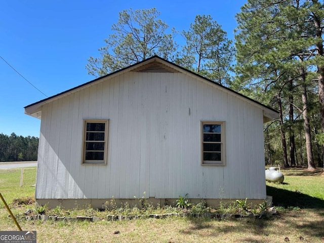 view of side of property