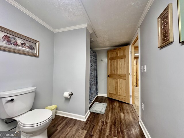 carpeted bedroom featuring crown molding