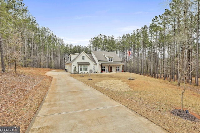 view of front of home with covered porch