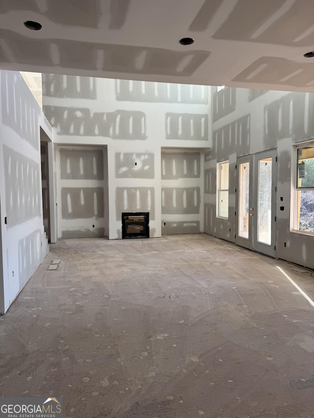 view of unfurnished living room