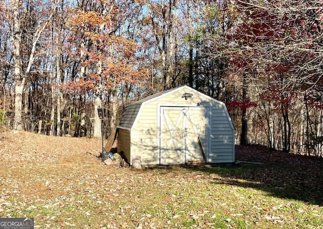 view of outbuilding