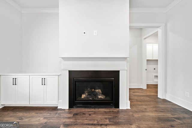 bar with backsplash, bar area, dark wood-style floors, and wine cooler