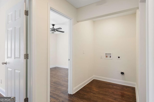 clothes washing area with dark wood-type flooring, ceiling fan, washer hookup, and electric dryer hookup