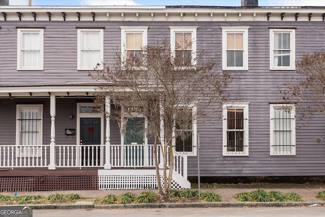 view of front of property with covered porch