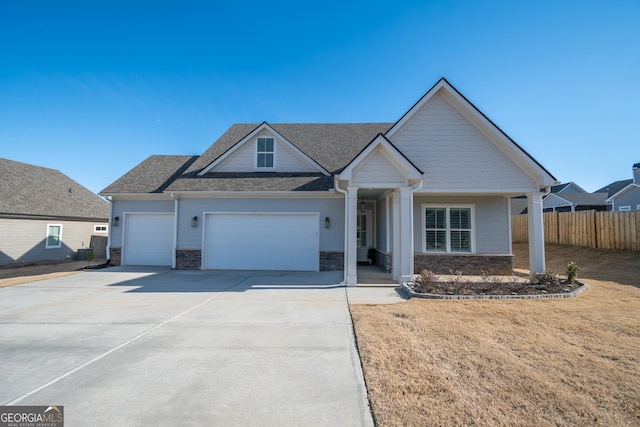 view of front facade featuring a garage