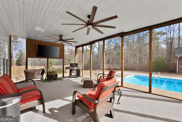 view of sunroom / solarium