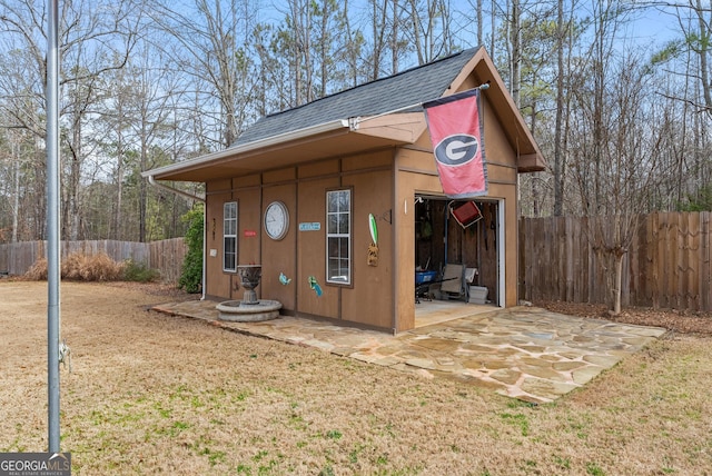 view of outdoor structure