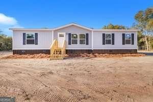 view of manufactured / mobile home