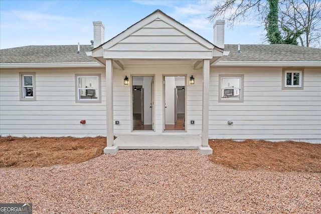 view of front facade with a patio