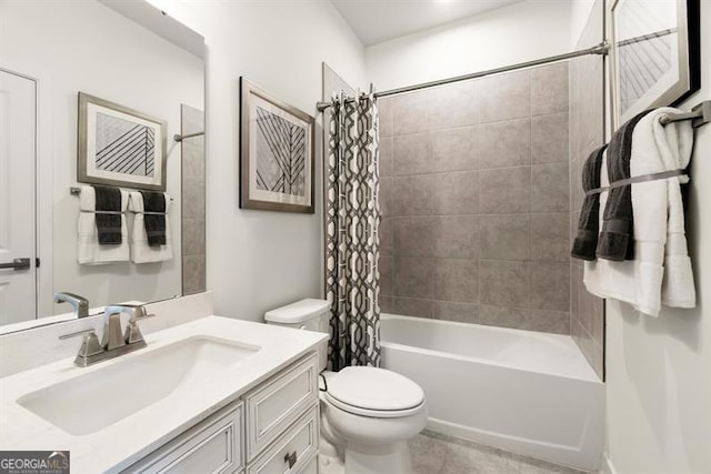 full bathroom featuring shower / tub combo with curtain, vanity, and toilet