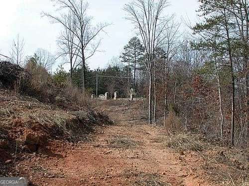 Listing photo 3 for 9030 Old Terry Ford Rd, Gainesville GA 30506