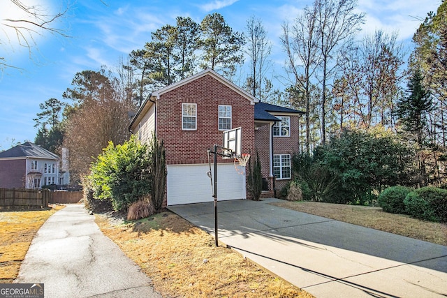 view of front facade featuring a garage