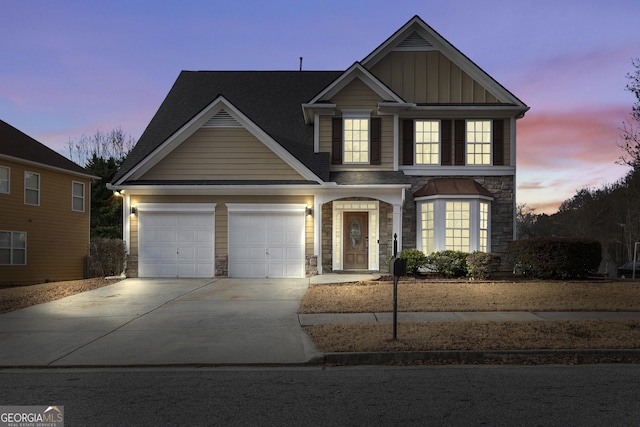 view of front facade featuring a garage