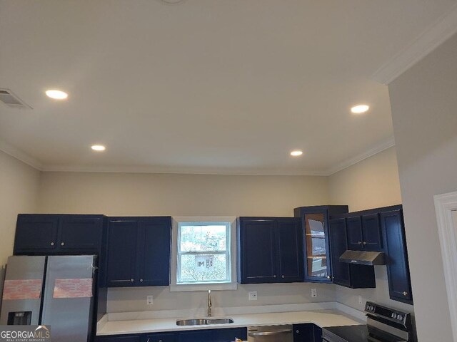 kitchen with a center island, blue cabinetry, and light hardwood / wood-style flooring