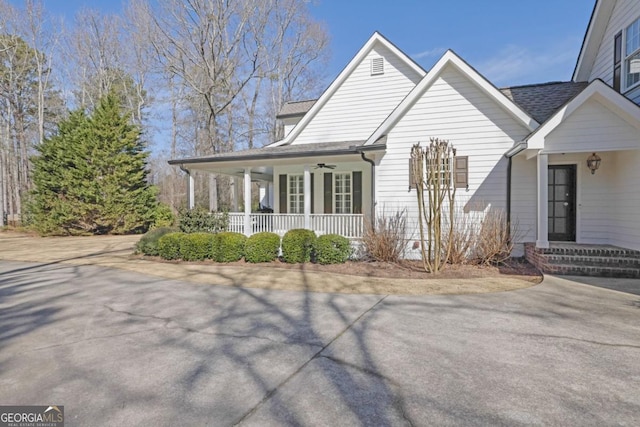 view of front of property with a porch