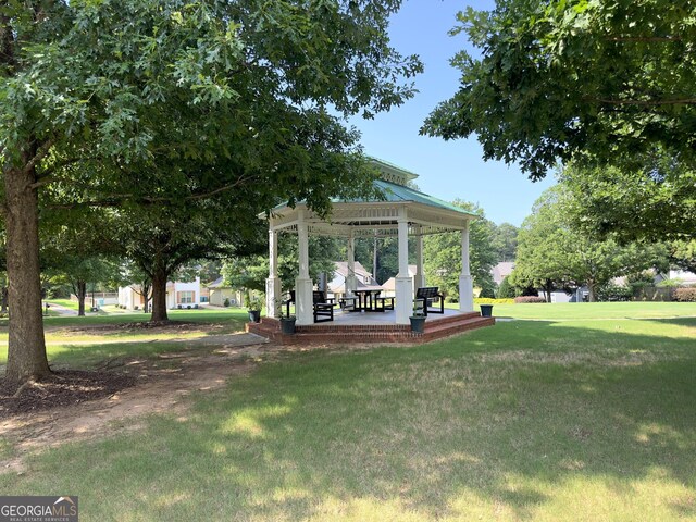 10 Plum Blossom Ln, Hampton, GA 30228 - view of property's community with a gazebo and a yard