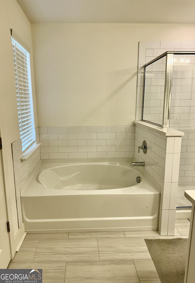 bathroom featuring a bathing tub