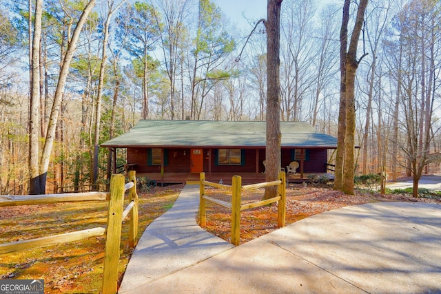 view of front of house with a porch