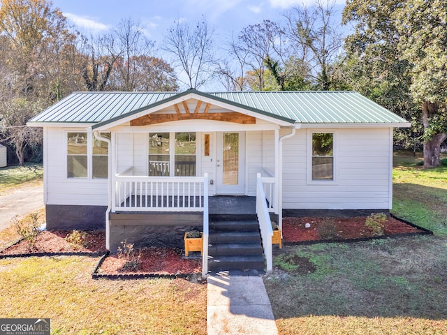 view of front of house featuring a porch