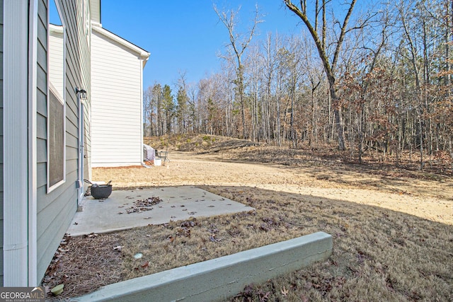 view of yard with a patio area