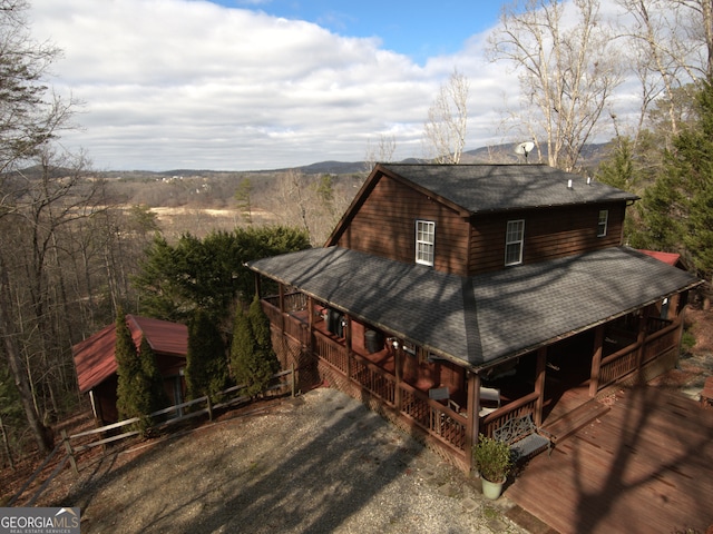 view of side of property