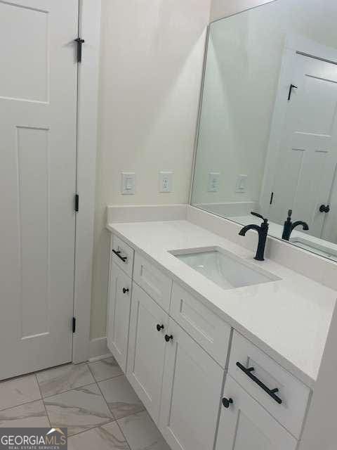 bathroom with vanity