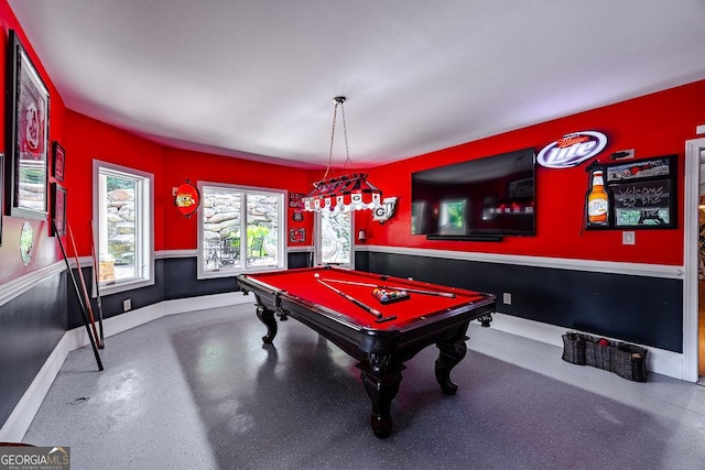 playroom featuring billiards