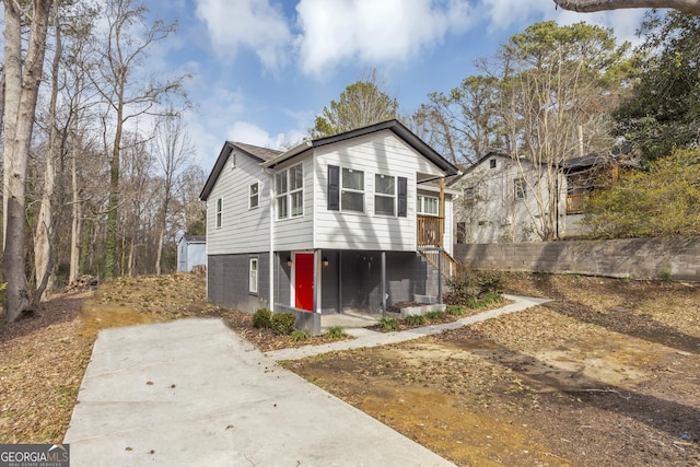 view of front of home