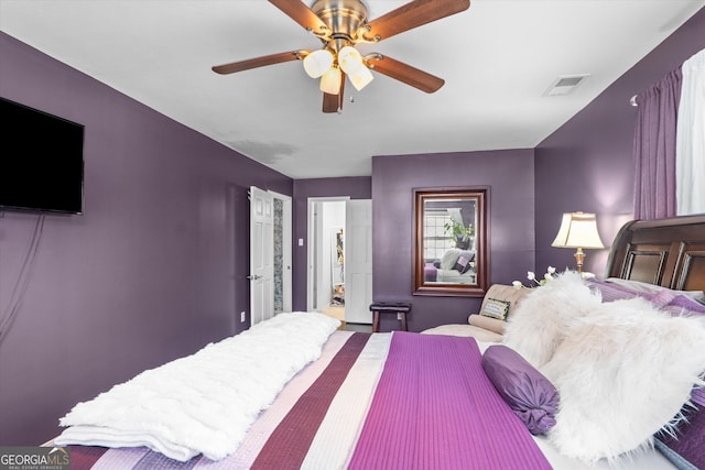 bedroom with ceiling fan