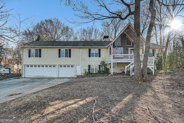 view of front of house with a garage