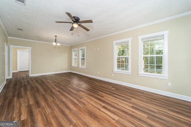 424 NW Central Ave, Blackshear, GA 31516 - exterior space with fence, metal roof, and a front yard
