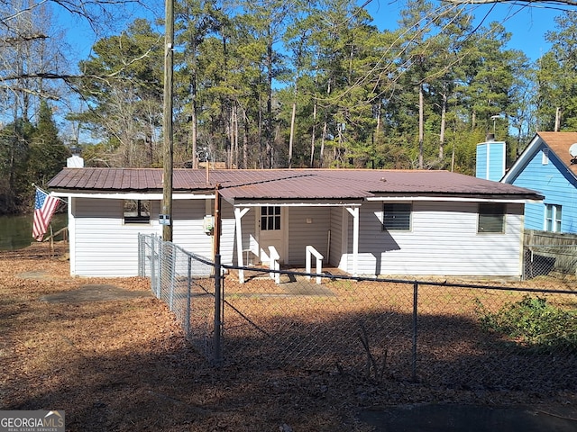 view of front of house