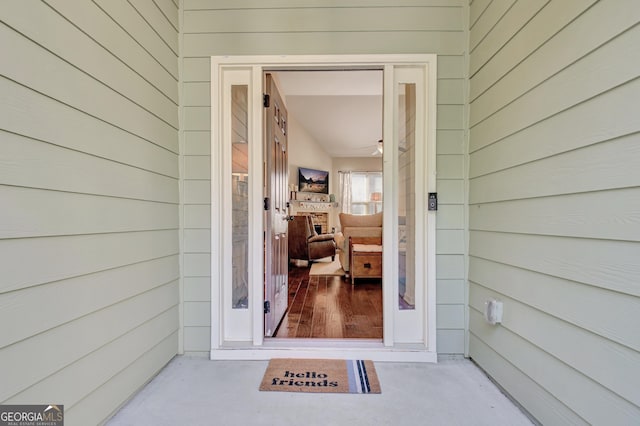 view of property entrance