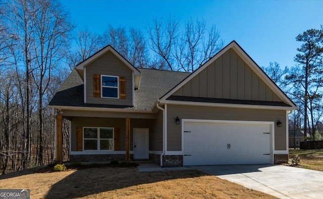 view of front of house with a garage and covered porch