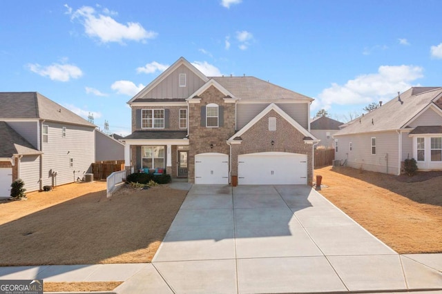 view of front facade with a garage