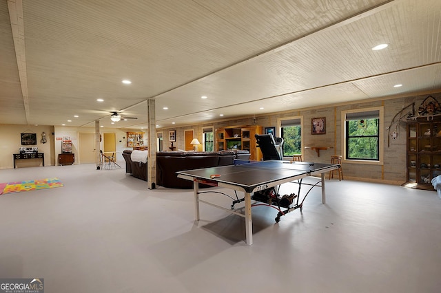 1581 Taylor Town Rd NE, Ranger, GA 30734 - recreation room with recessed lighting, a ceiling fan, and concrete flooring