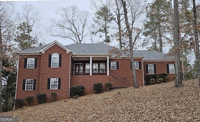 view of front of property featuring a porch