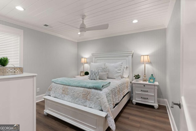 1471 River Rd, Townsend, GA 31331 - bedroom featuring baseboards, visible vents, dark wood finished floors, and ornamental molding