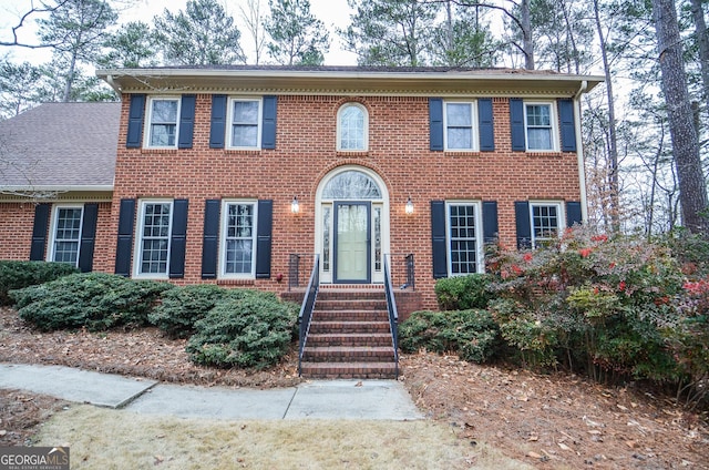 view of colonial inspired home