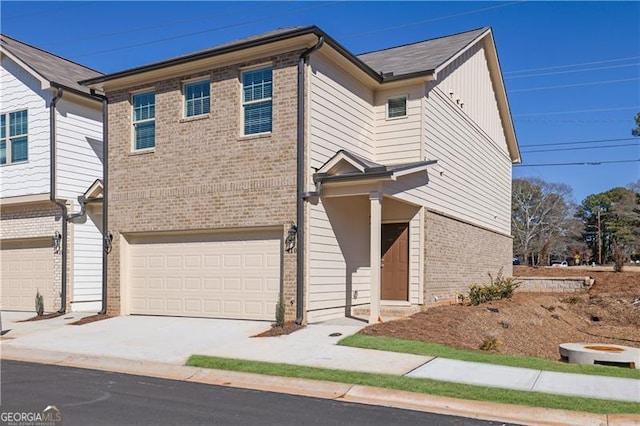 view of front facade with a garage