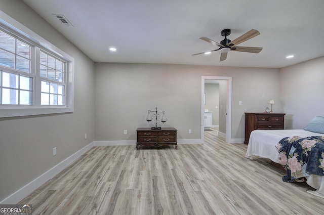 bedroom featuring baseboards, visible vents, ceiling fan, wood finished floors, and recessed lighting